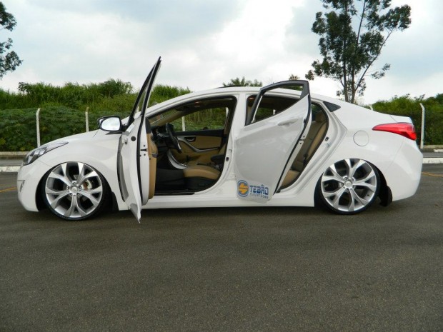 Hyundai Elantra 20