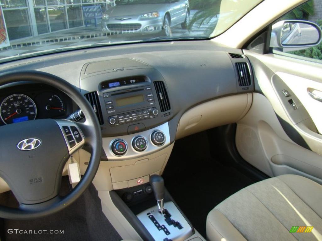 Hyundai Elantra 2010