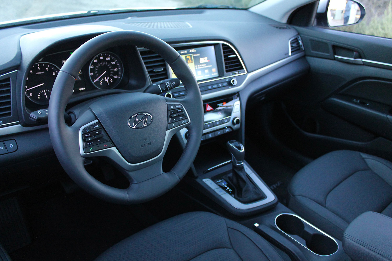 Hyundai Elantra 2017