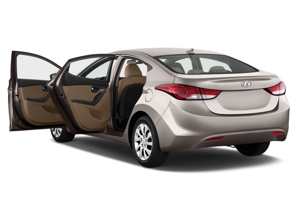 Hyundai Elantra 4 Door