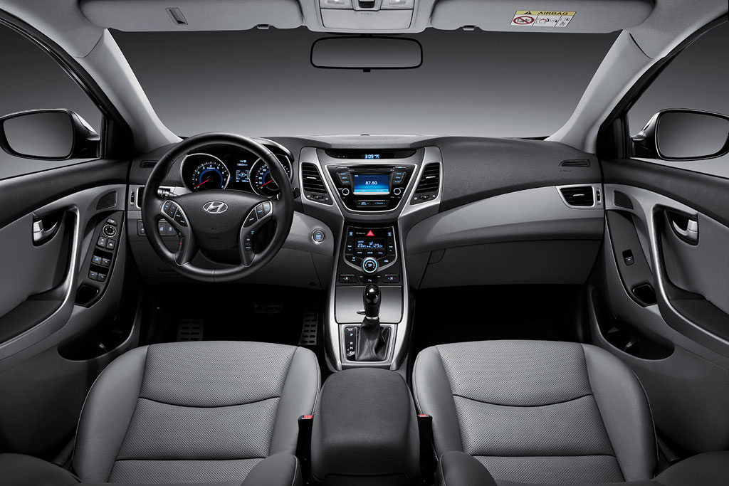 Hyundai Elantra 5