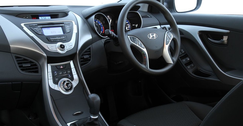 Hyundai Elantra Active