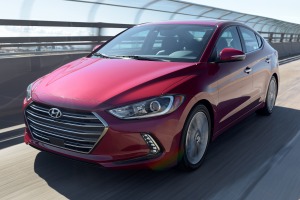 Hyundai Elantra At