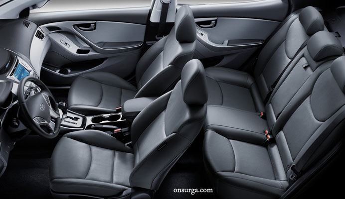 Hyundai Elantra Black