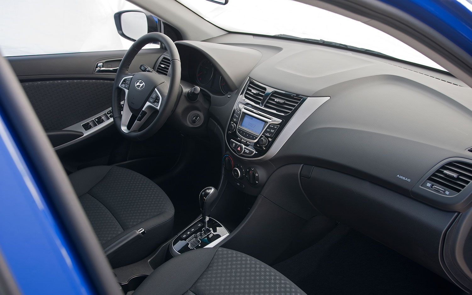 Hyundai Elantra Blue