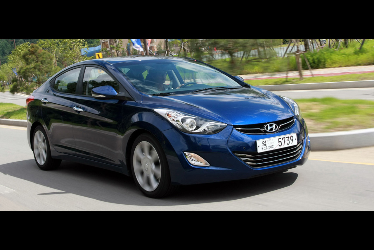 Hyundai Elantra Blue