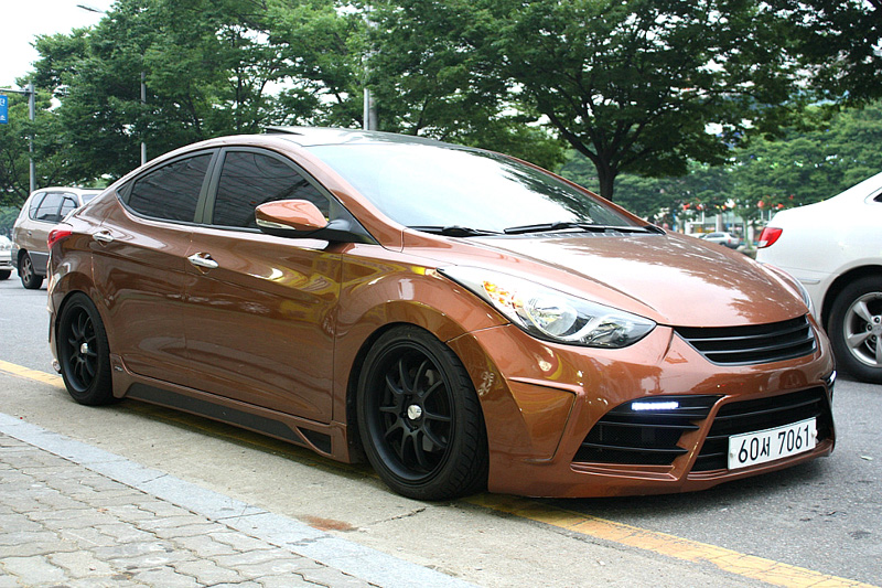 Hyundai Elantra Brown