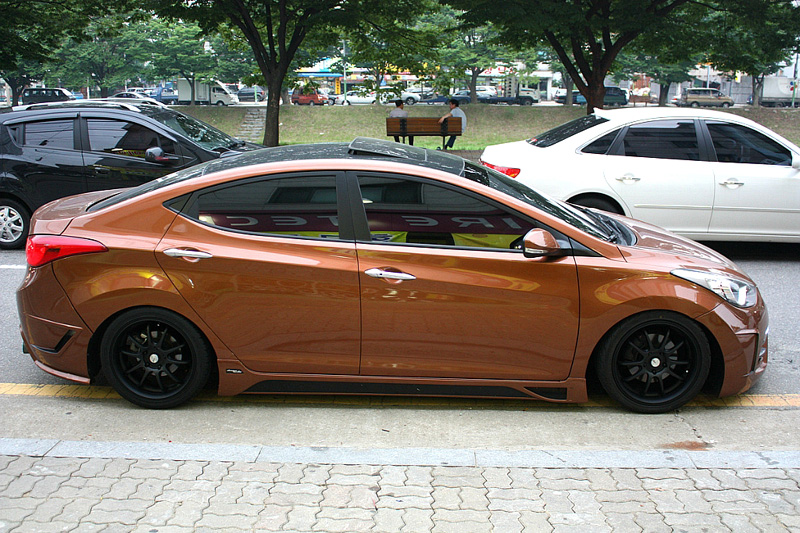 Hyundai Elantra Brown