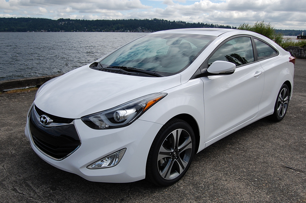 Hyundai Elantra Coupe 2015