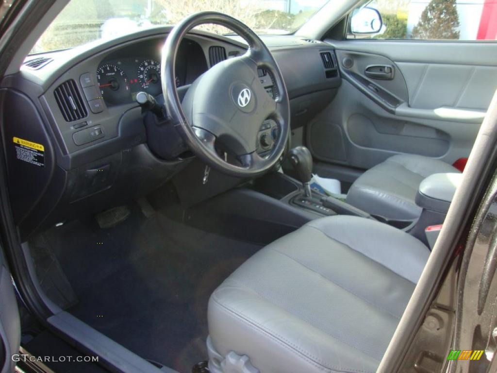 Hyundai Elantra Hatchback 2005