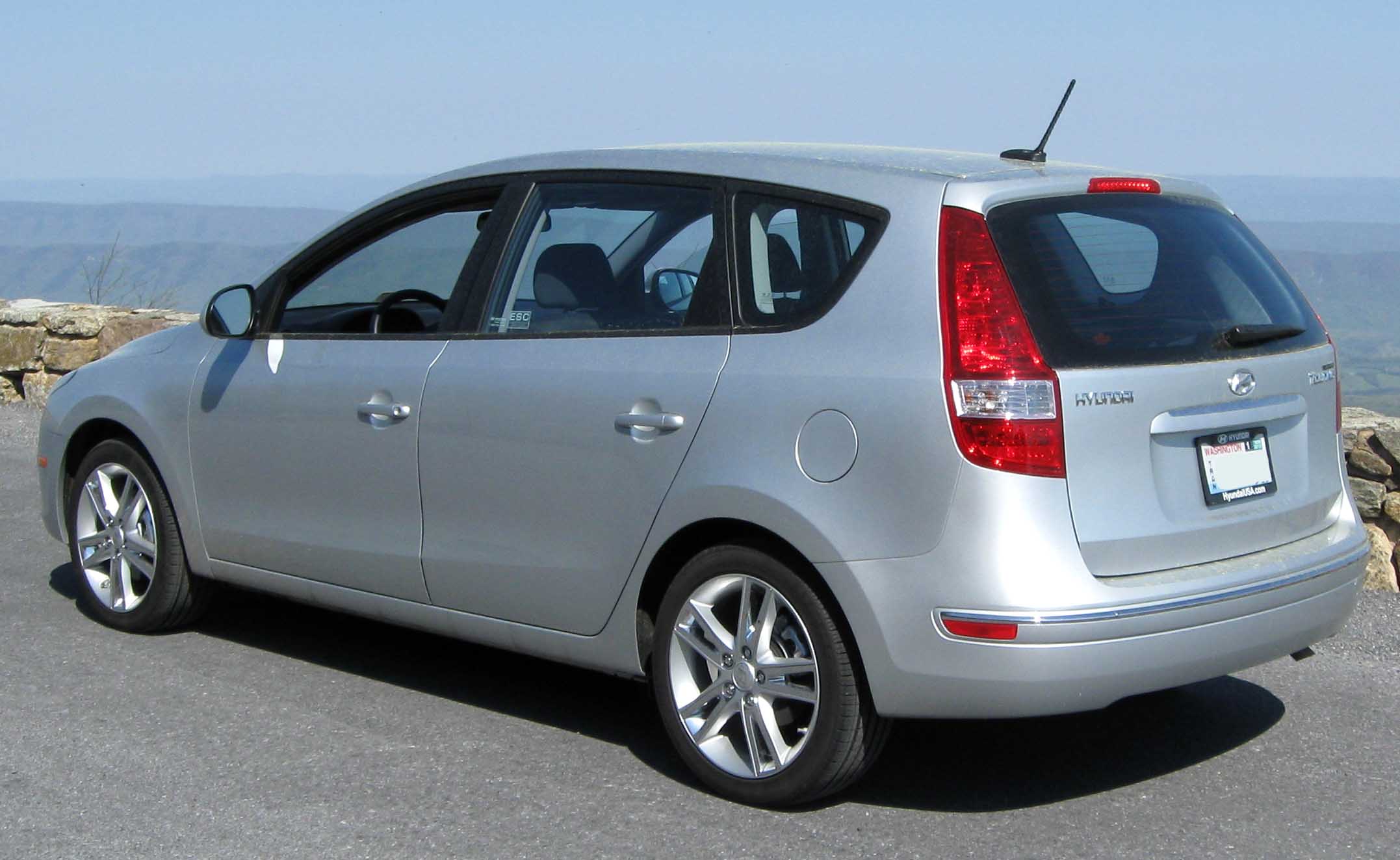 Hyundai Elantra Touring 2009