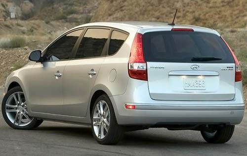 Hyundai Elantra Touring 2011