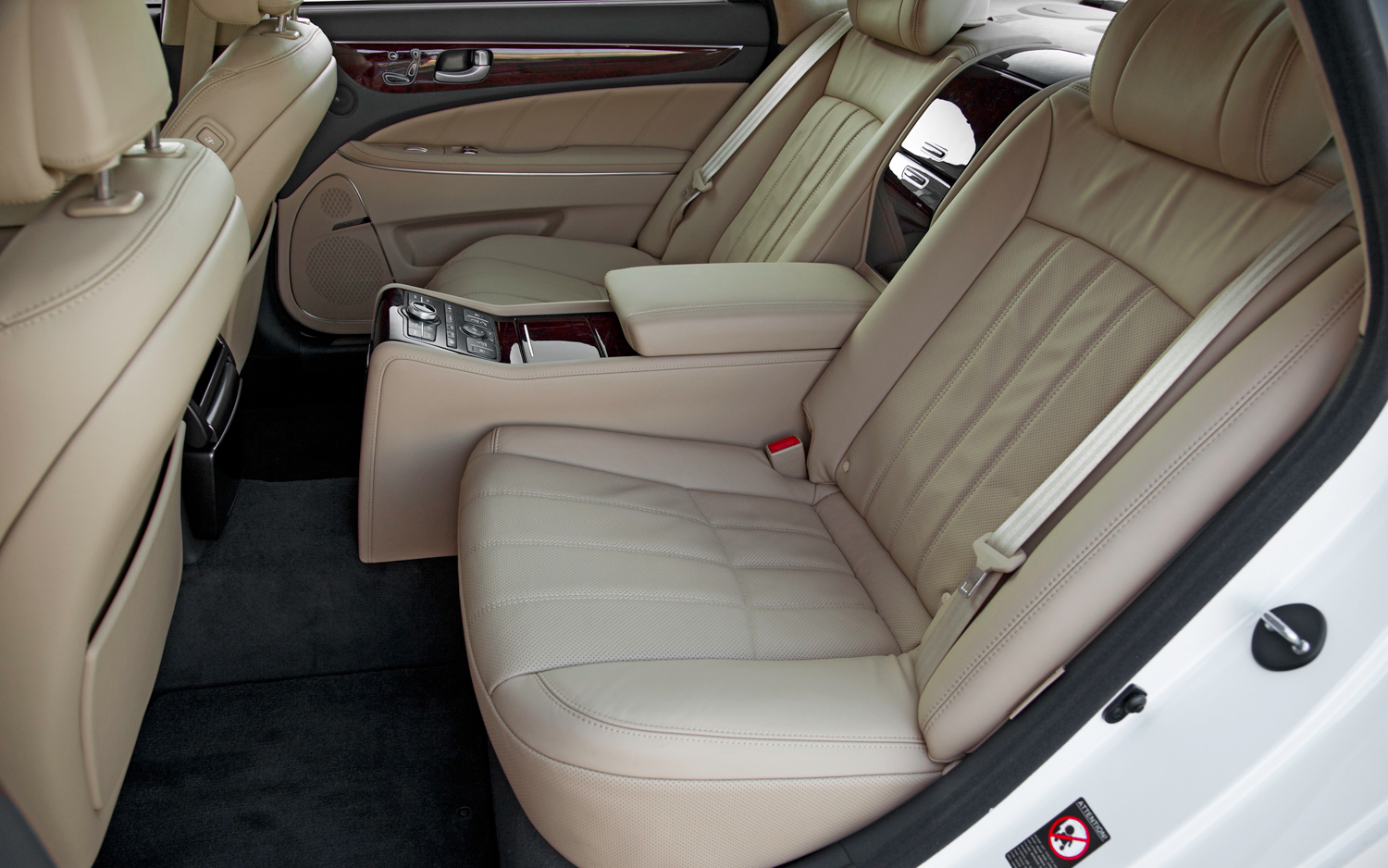 Hyundai Equus 2012