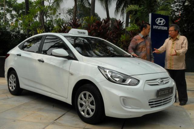 Hyundai Excel 3