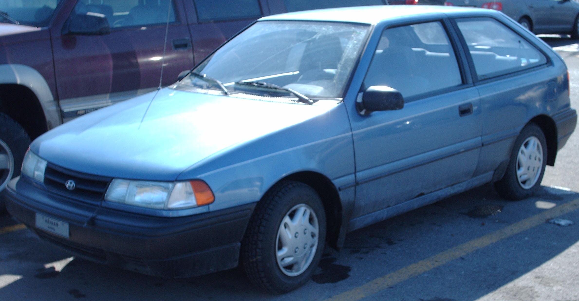 Hyundai Excel Blue