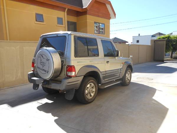 Hyundai Galloper Corto