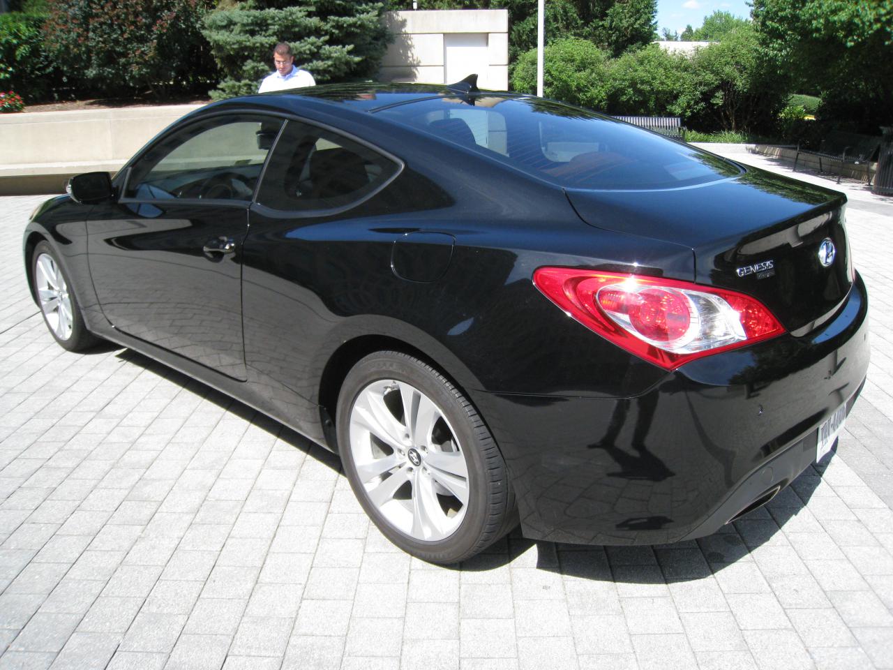Hyundai Genesis 1999
