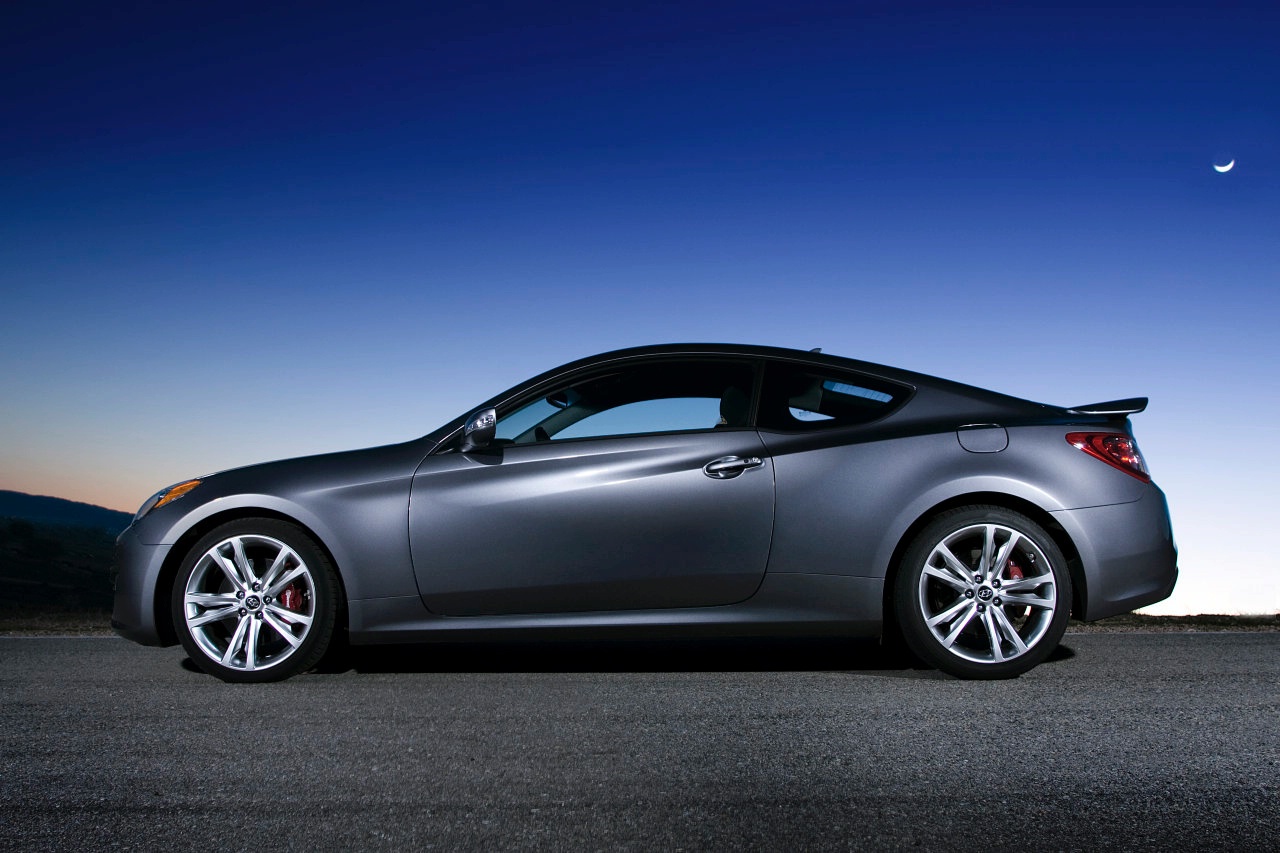 Hyundai Genesis 2.0 Coupe