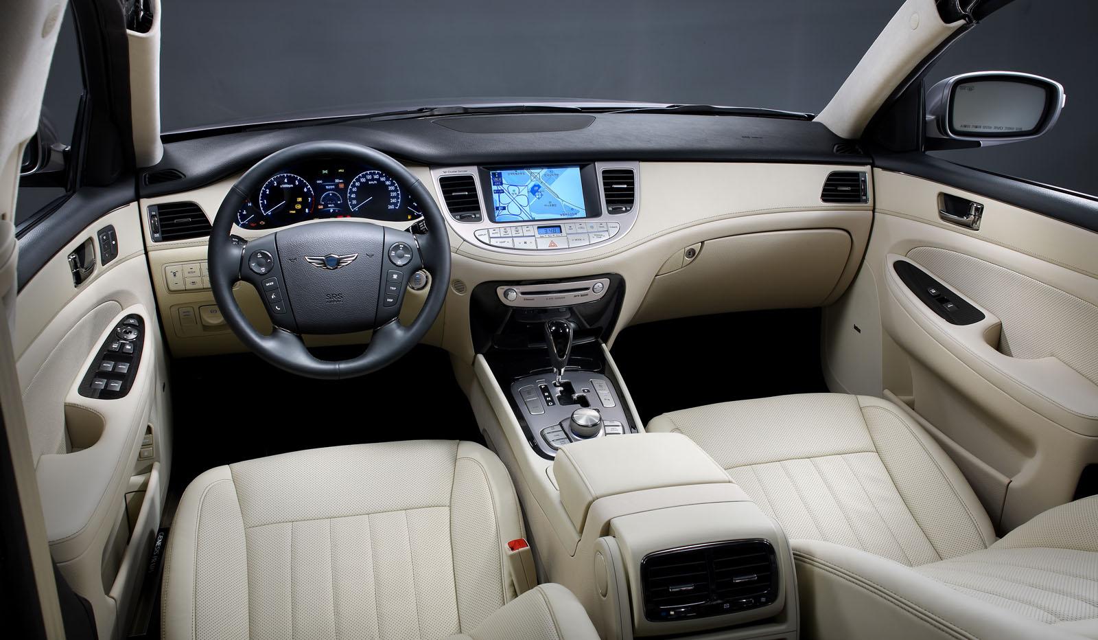 Hyundai Genesis 2012