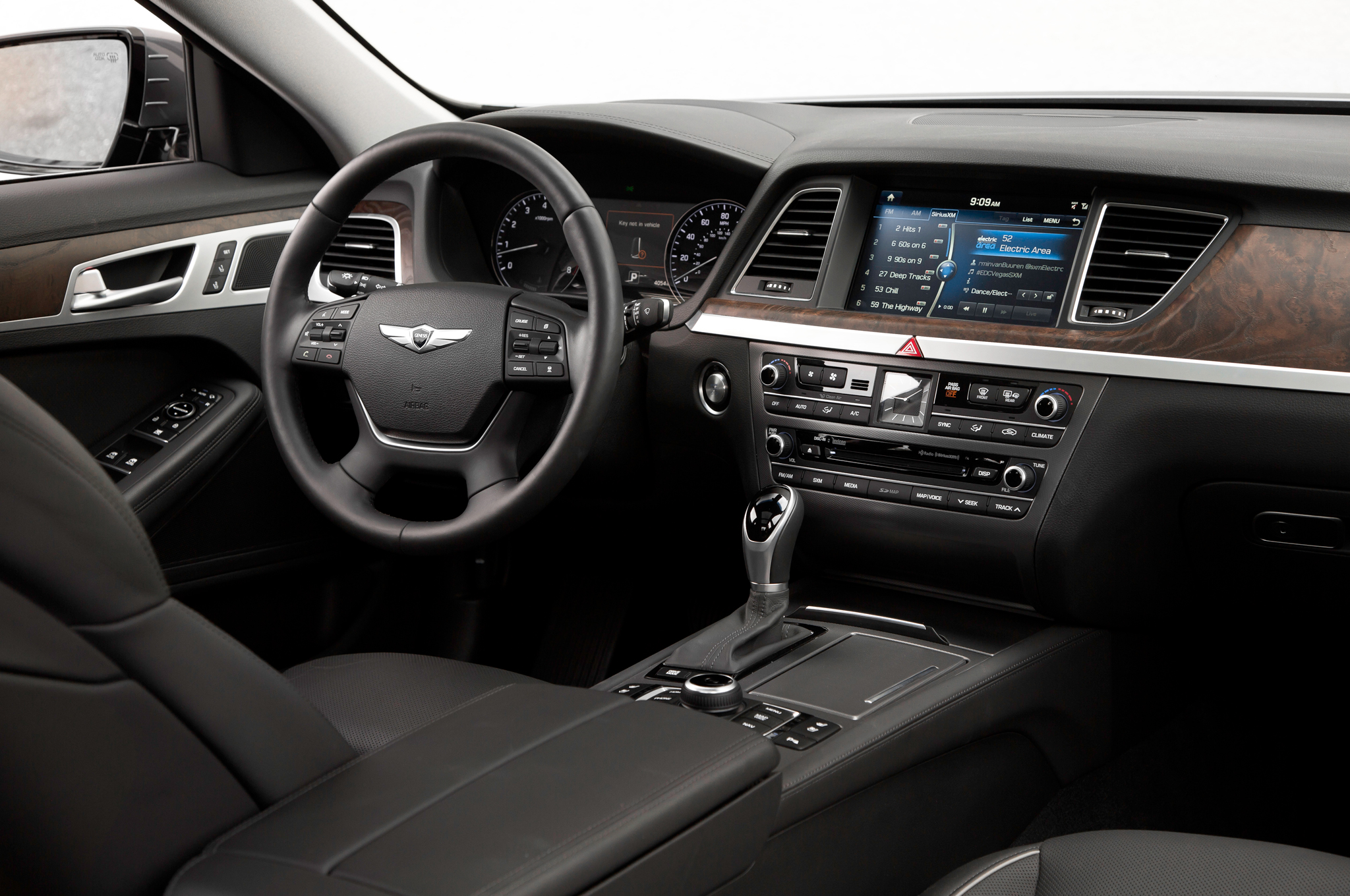 Hyundai Genesis 2015
