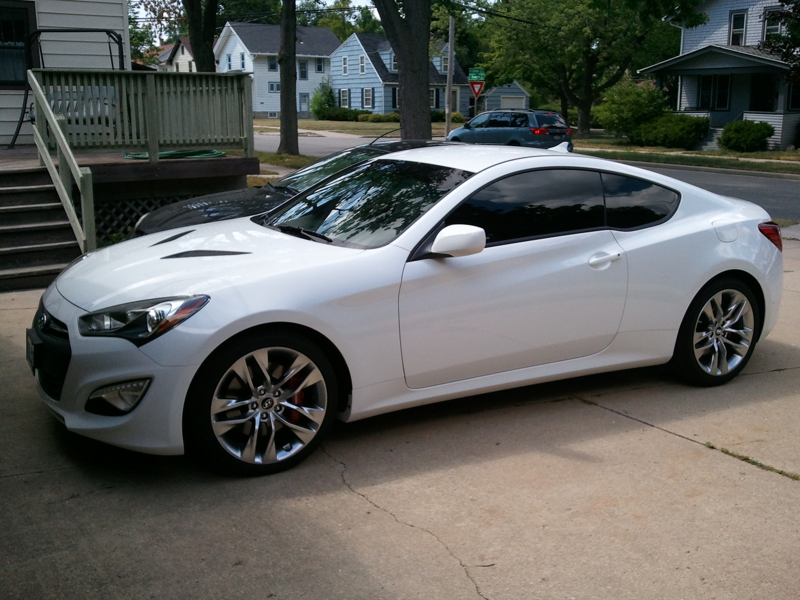 Hyundai Genesis 3.8