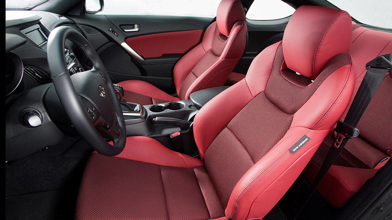 Hyundai Genesis 8 Cylinder
