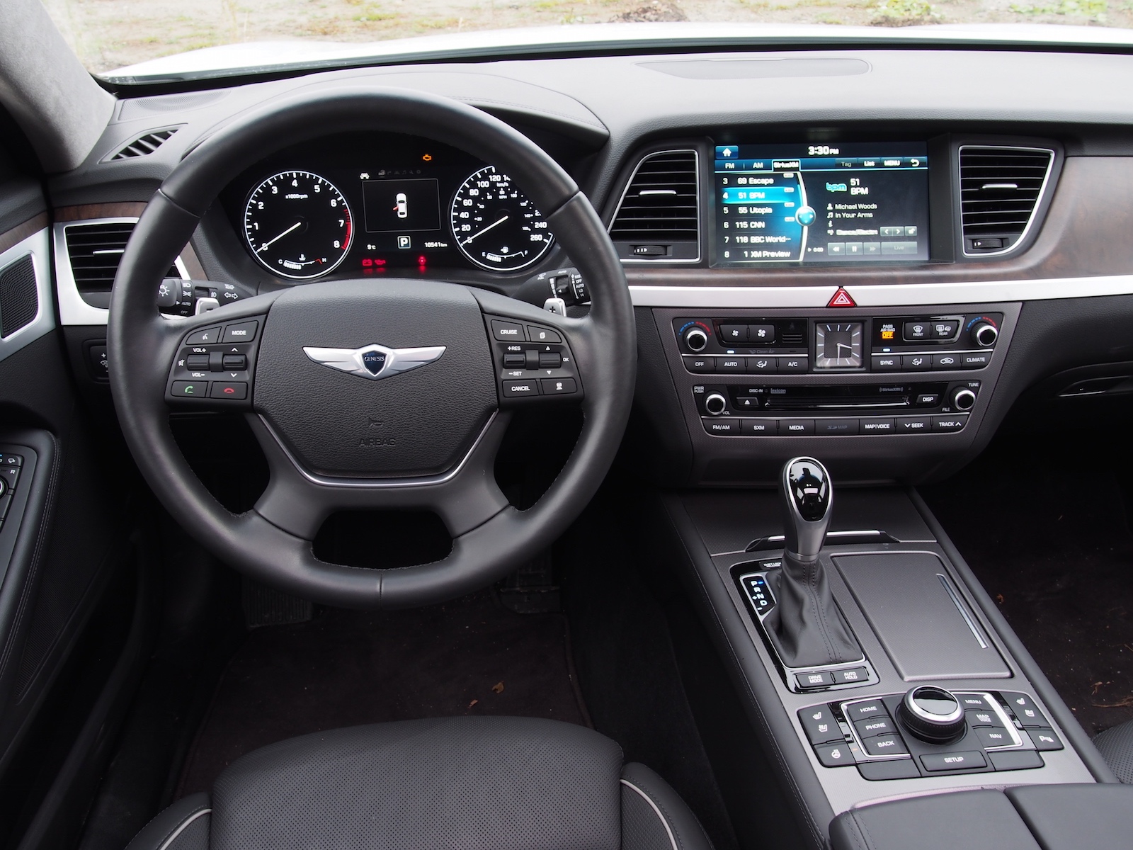 Hyundai Genesis 8 Cylinder