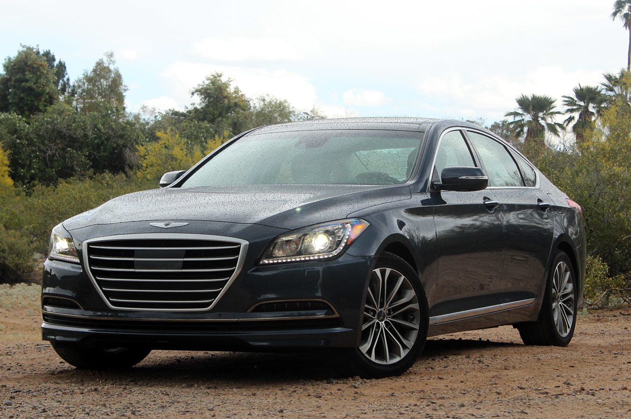 Hyundai Genesis Black 2015