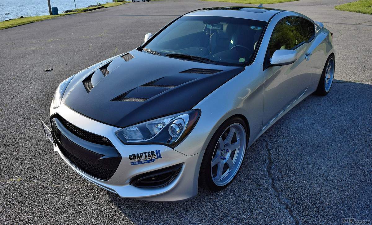 Hyundai Genesis Coupe 2.0t Premium
