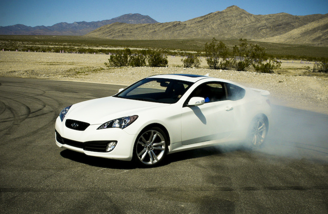 Hyundai Genesis Coupe 2012