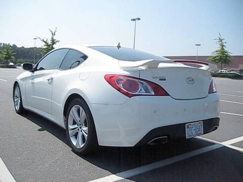 Hyundai Genesis Coupe 3.8 Grand Touring