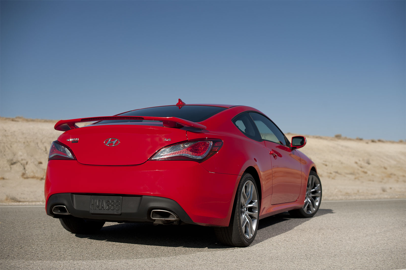 Hyundai Genesis Coupe 3.8 R Spec