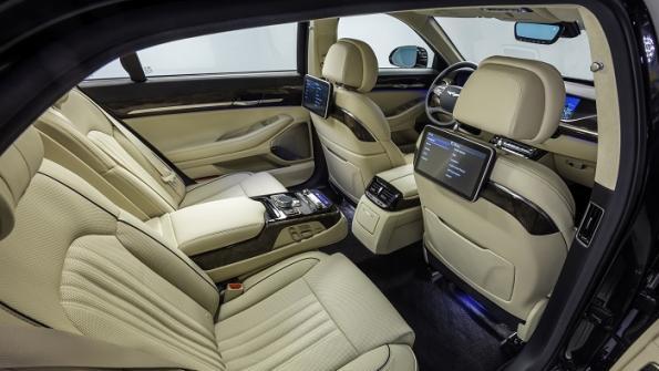 Hyundai Genesis G90