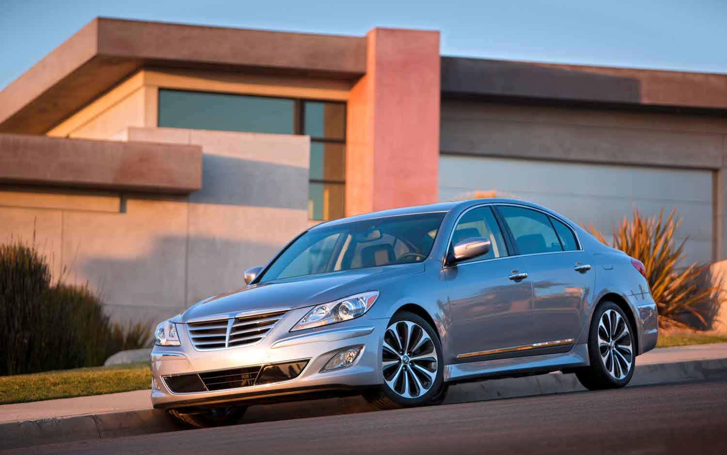 Hyundai Genesis R Spec 2015