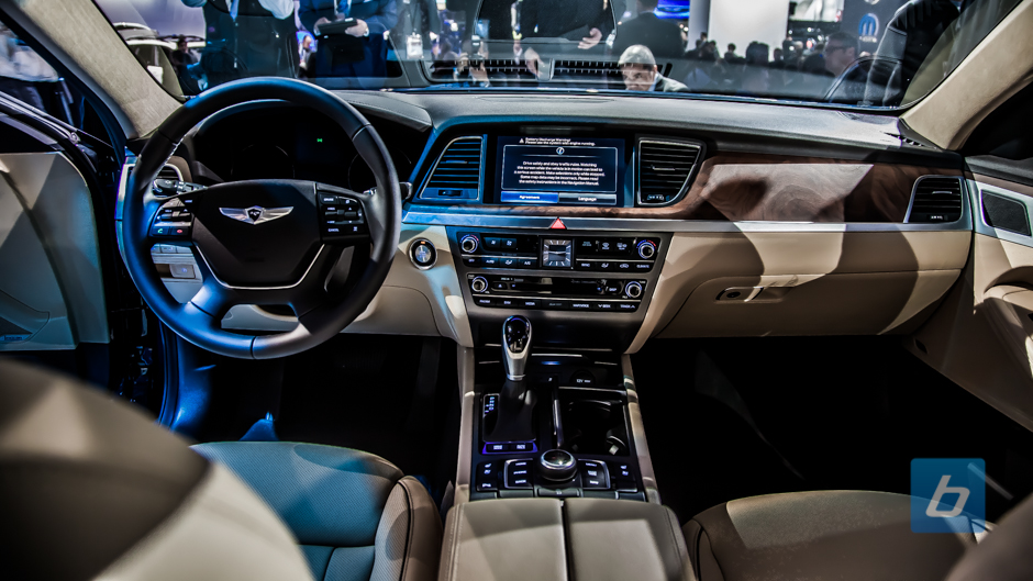 Hyundai Genesis Sedan 2015