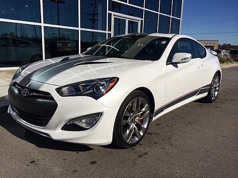 Hyundai Genesis Track