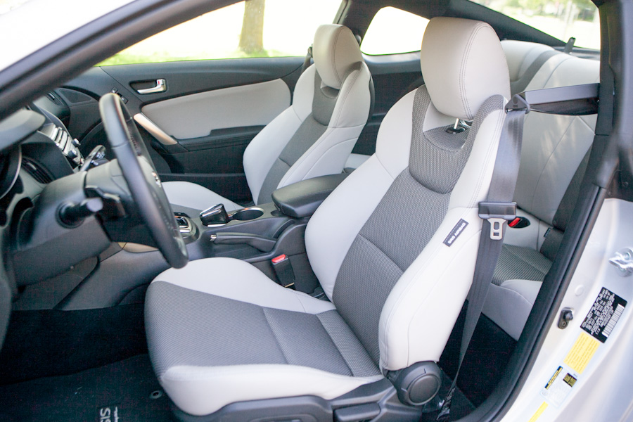 Hyundai Genesis White