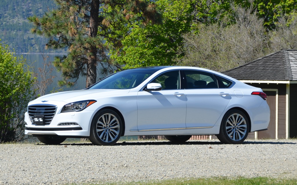 Hyundai Genesis White