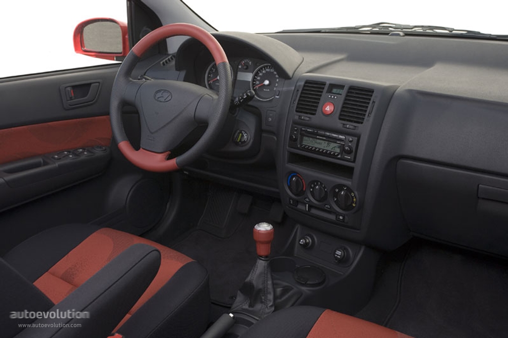 Hyundai Getz Red