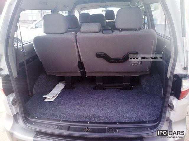 Hyundai H1 12 Seater