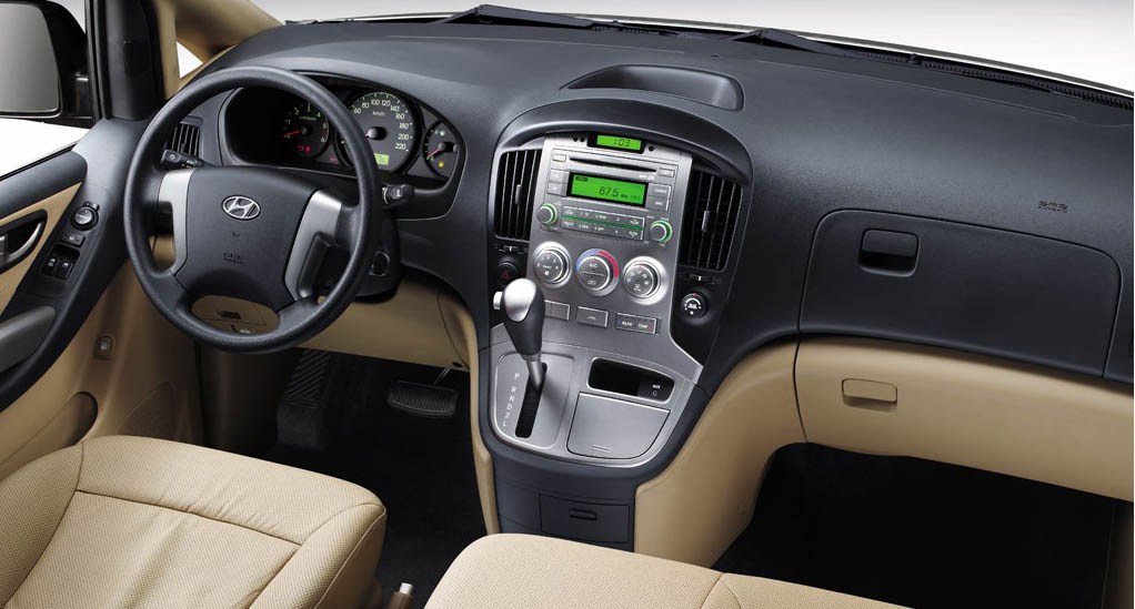 Hyundai H1 2015