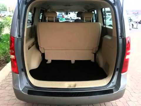Hyundai H1 9 Seater