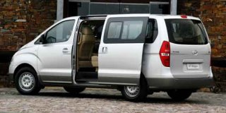 Hyundai H1 9 Seater