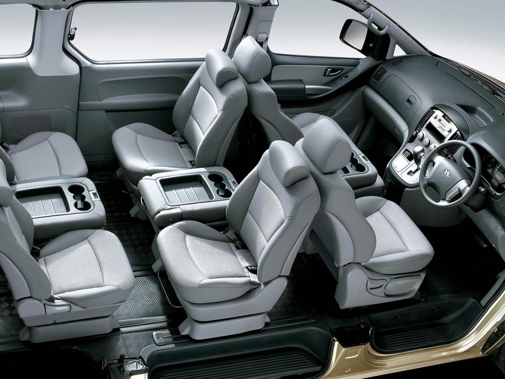 Hyundai H1 Minibus