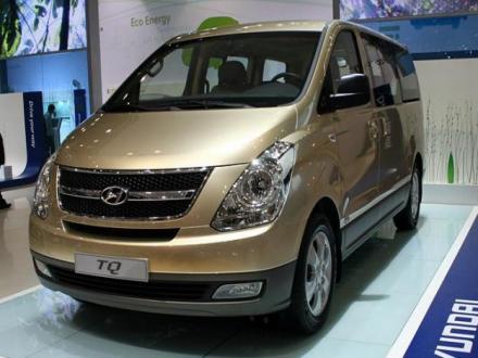 Hyundai H1 Minibus