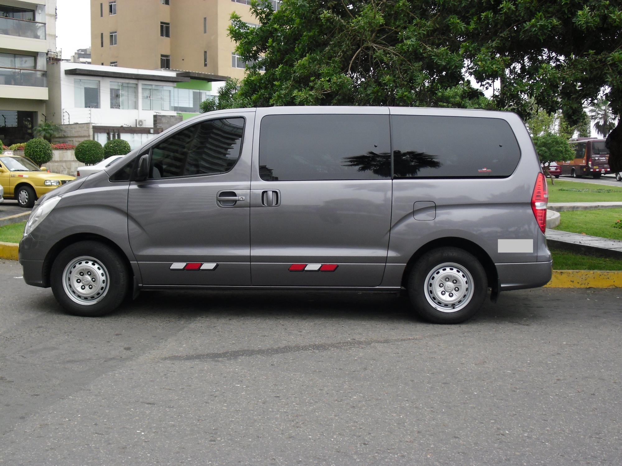 Hyundai H1 Minivan