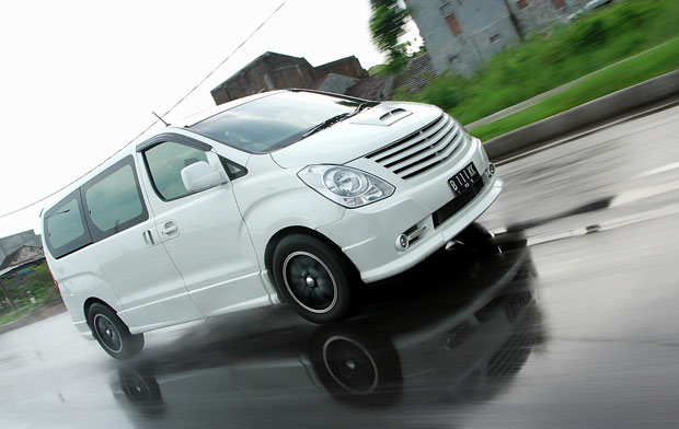 Hyundai H1 Modif
