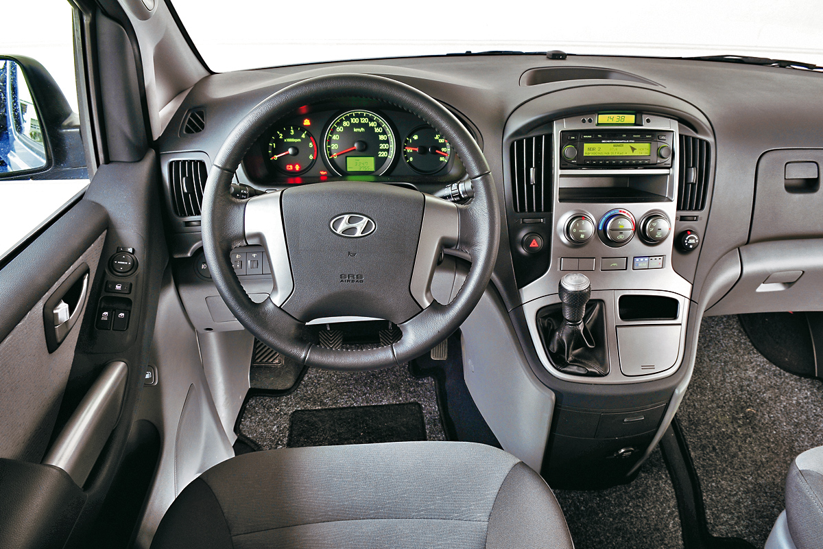 Hyundai H1 Travel