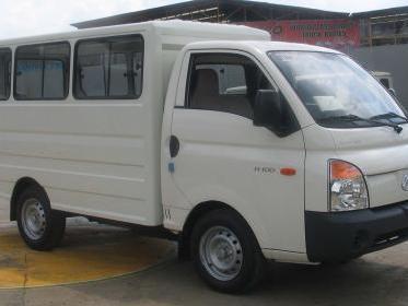 Hyundai H100 Shuttle