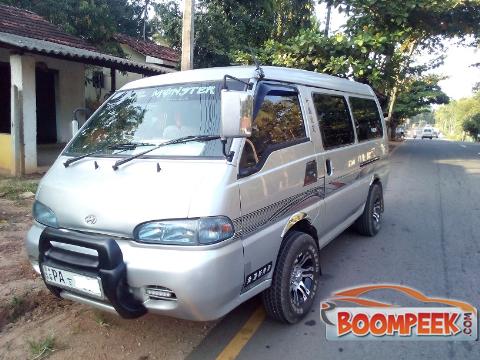 Hyundai H100 Van